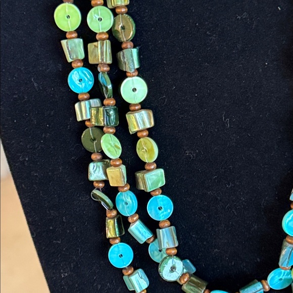 4 Necklaces Green and Gold Multi-Layered Necklace Bundle For Live New Years Eve - Picture 7 of 12